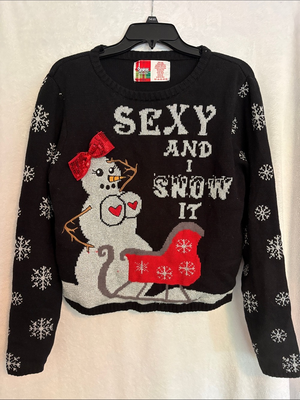 ‘Sexy and I Snow It' Holiday Sweater